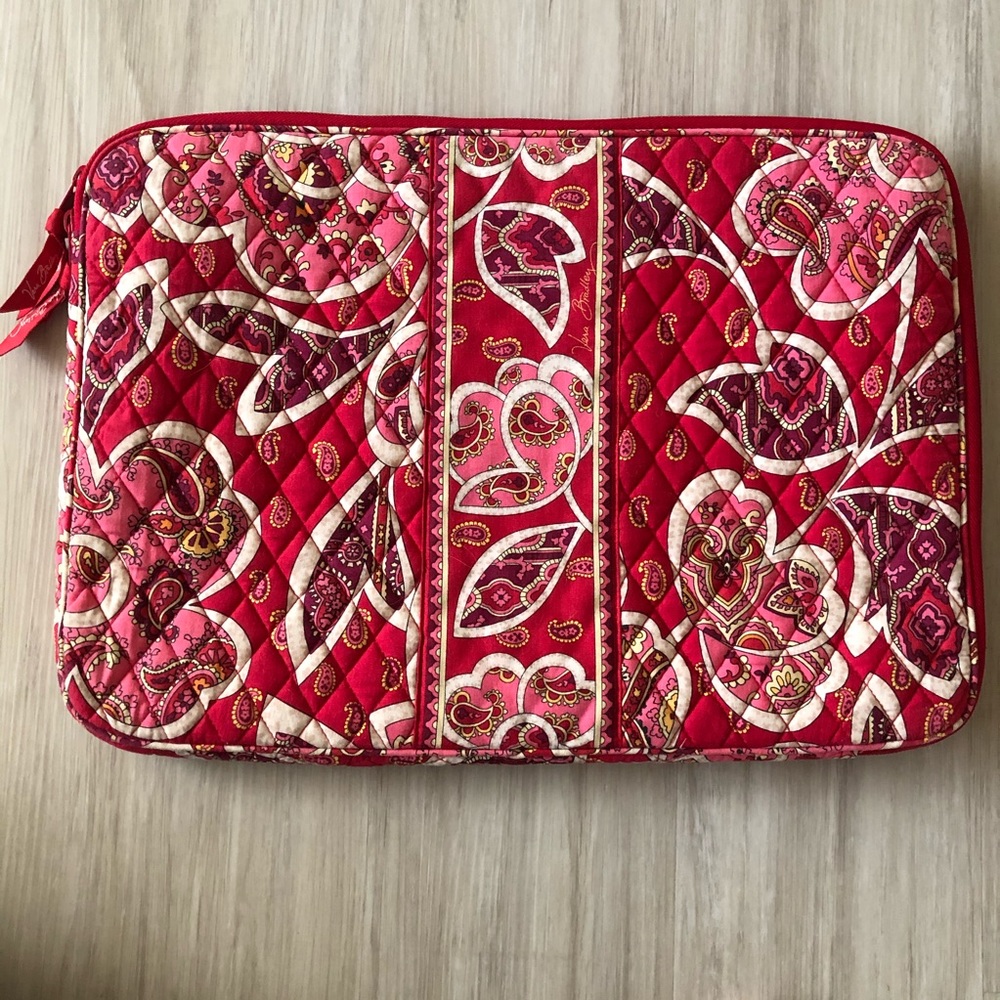❌NOT FOR SALE❌ {vera bradley} red laptop case